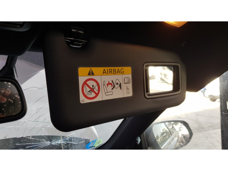 Recambio de parasol derecho para toyota rav 4 referencia OEM IAM 7431042522B0  