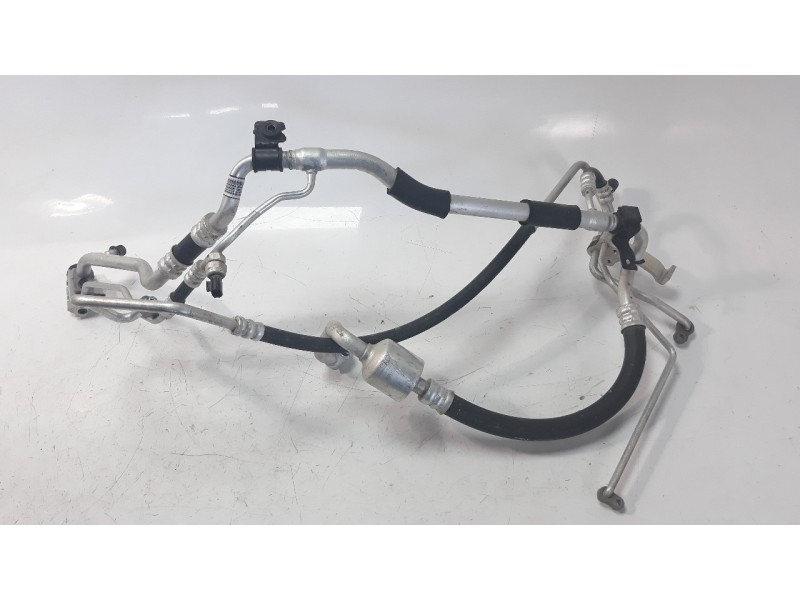 Recambio de tubos aire acondicionado para kia stonic (ybcuv) 1.0 tgdi cat referencia OEM IAM 97775H8050  