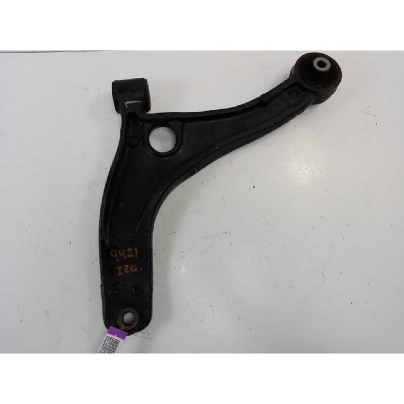 Recambio de brazo suspension inferior delantero izquierdo para opel movano b kasten/combi 2.3 cdti referencia OEM IAM 8200688875