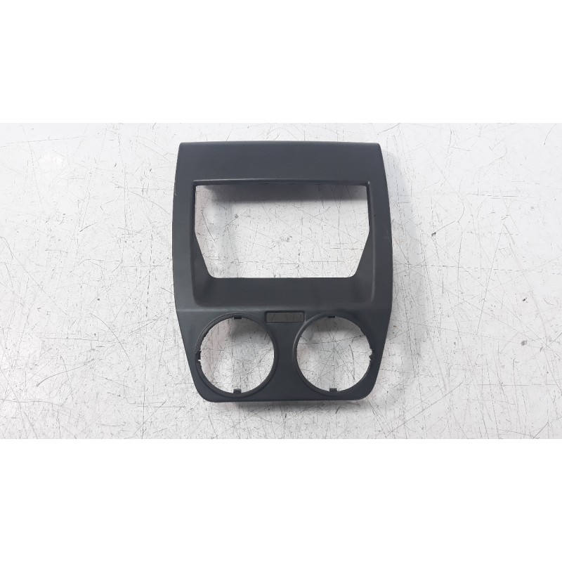 Recambio de moldura para land rover range rover sport 3.0 td v6 cat referencia OEM IAM V500242  