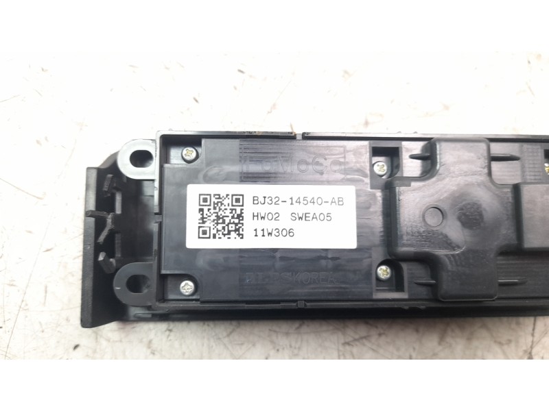 Recambio de mando elevalunas delantero izquierdo para land rover evoque 2.2 sd4 cat referencia OEM IAM BJ3214540AB  