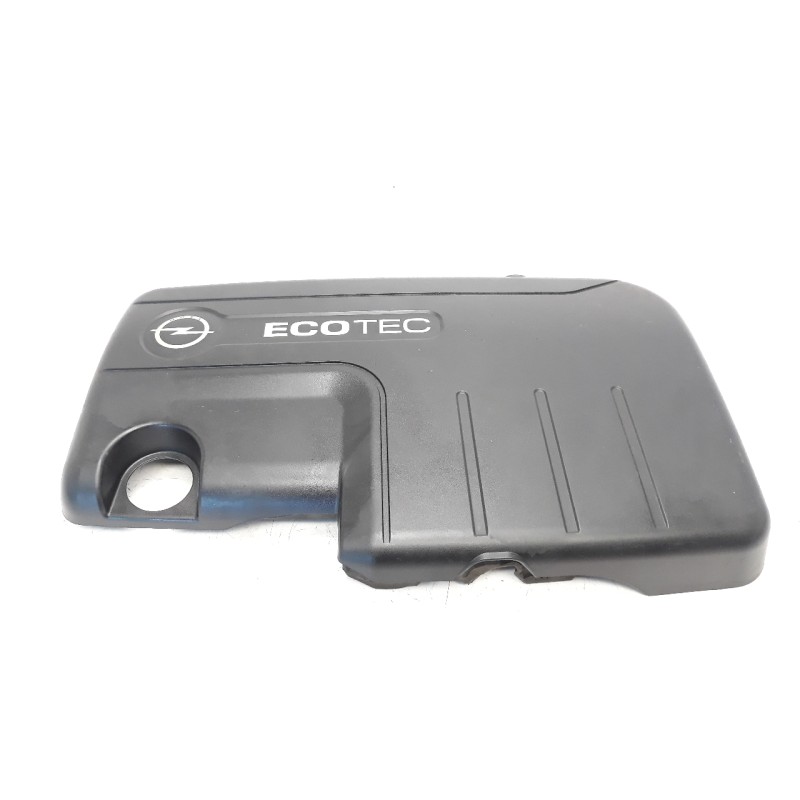 Recambio de tapa motor para opel astra j lim. 1.7 16v cdti referencia OEM IAM 55585989  