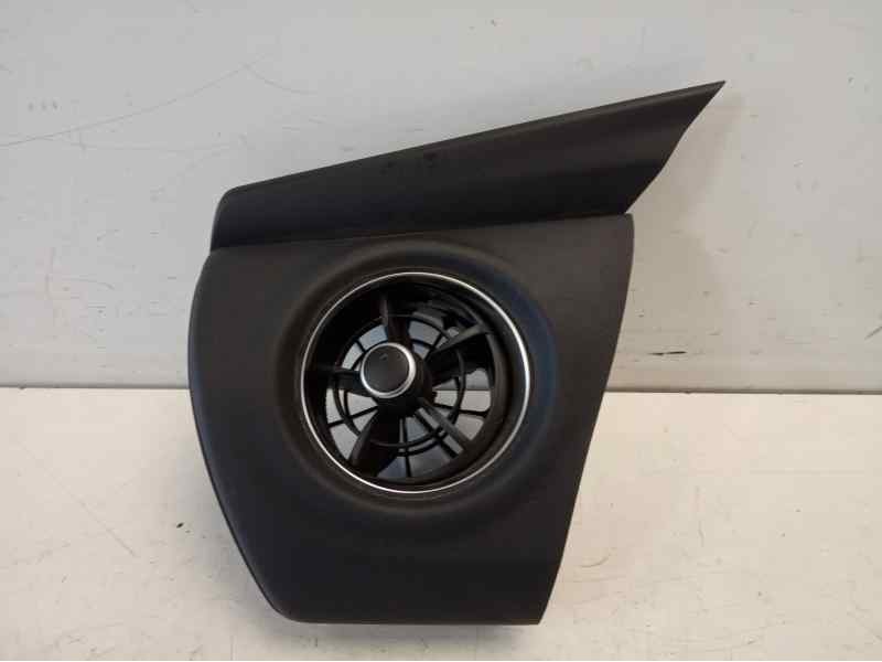 Recambio de rejilla aireadora para toyota auris 1.2 16v turbo cat referencia OEM IAM 5540402200  