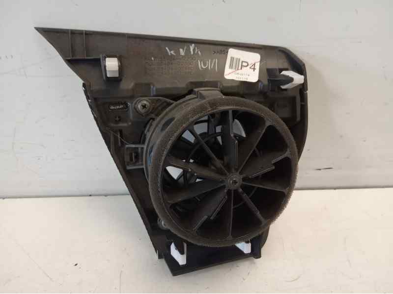 Recambio de rejilla aireadora para toyota auris 1.2 16v turbo cat referencia OEM IAM 5540402200  