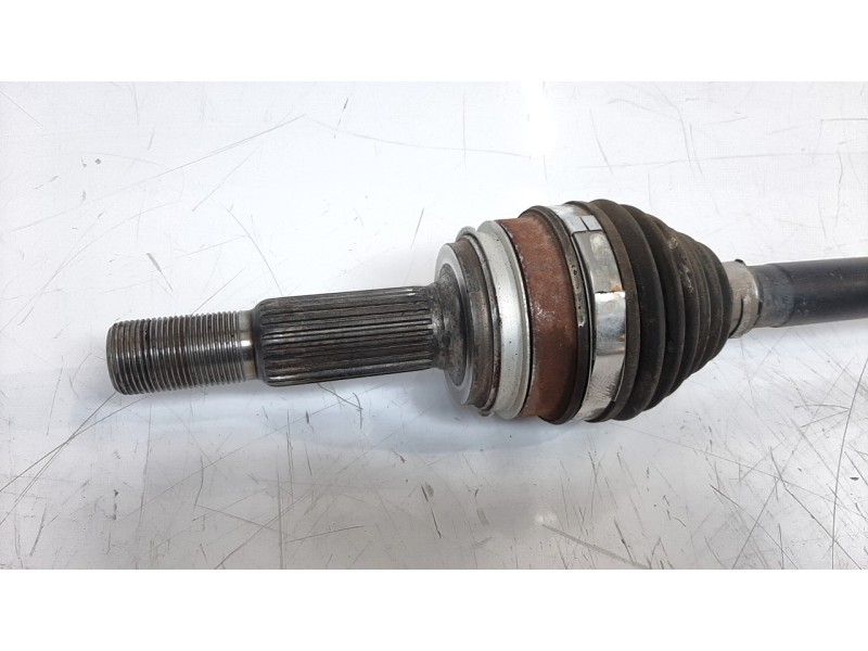 Recambio de transmision trasera izquierda para toyota rav 4 referencia OEM IAM 4234048110  