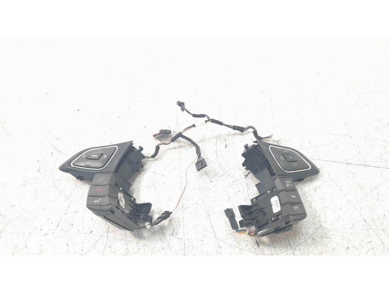 Recambio de mando volante para land rover evoque 2.2 sd4 cat referencia OEM IAM BJ3213D767  