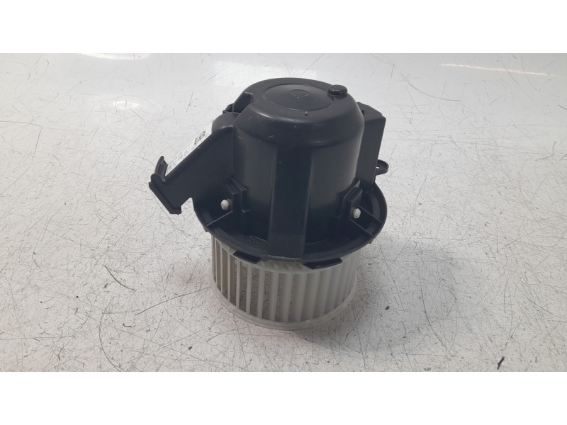 Recambio de ventilador calefaccion para smart fortwo coupe referencia OEM IAM EE795002  