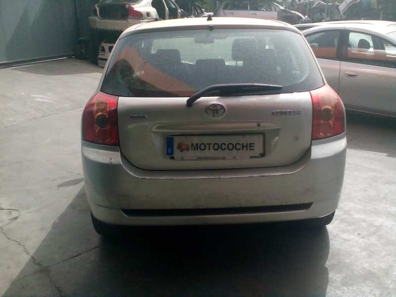 toyota corolla (e12) del año 2005