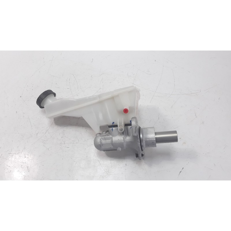 Recambio de bomba freno para mercedes-benz clase cla (w117) cla 180 (117.342) referencia OEM IAM A2464300202  