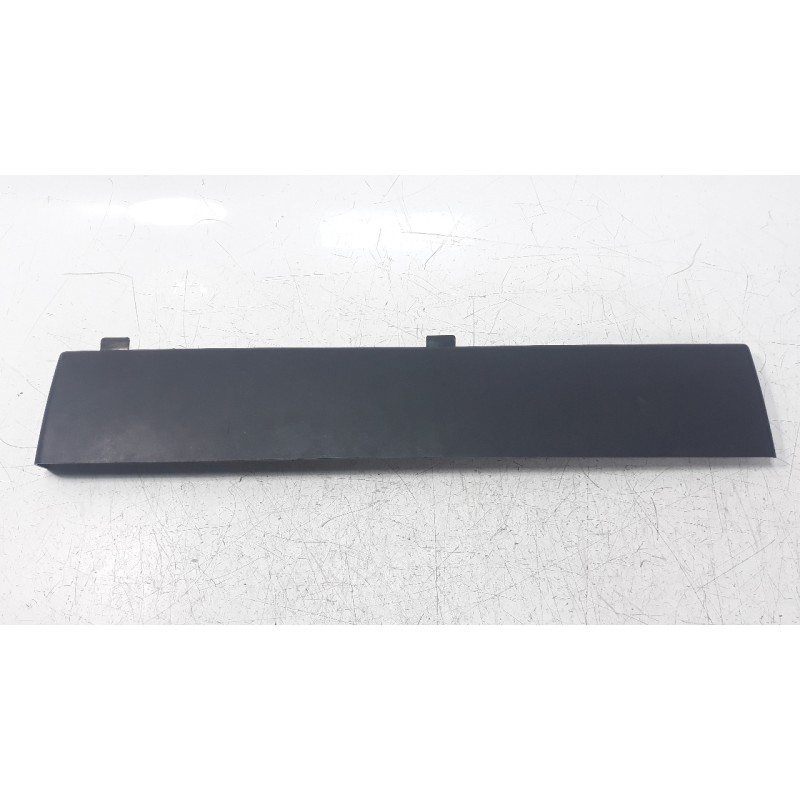 Recambio de moldura para land rover range rover sport 3.0 td v6 cat referencia OEM IAM HXA500200  