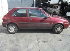 ford fiesta berlina del año 1998 2