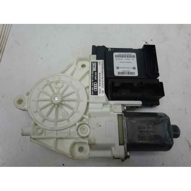 Recambio de motor elevalunas delantero derecho para audi a3 (8p) 2.0 tdi referencia OEM IAM 8P0959802E  