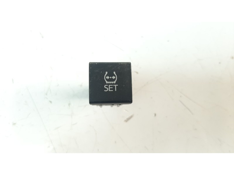 Recambio de interruptor para toyota corolla (e21) referencia OEM IAM 723B8D1  