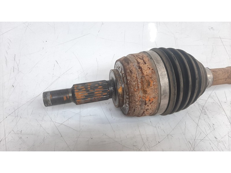 Recambio de transmision delantera izquierda para dacia duster ii anniversary referencia OEM IAM 391011023R  