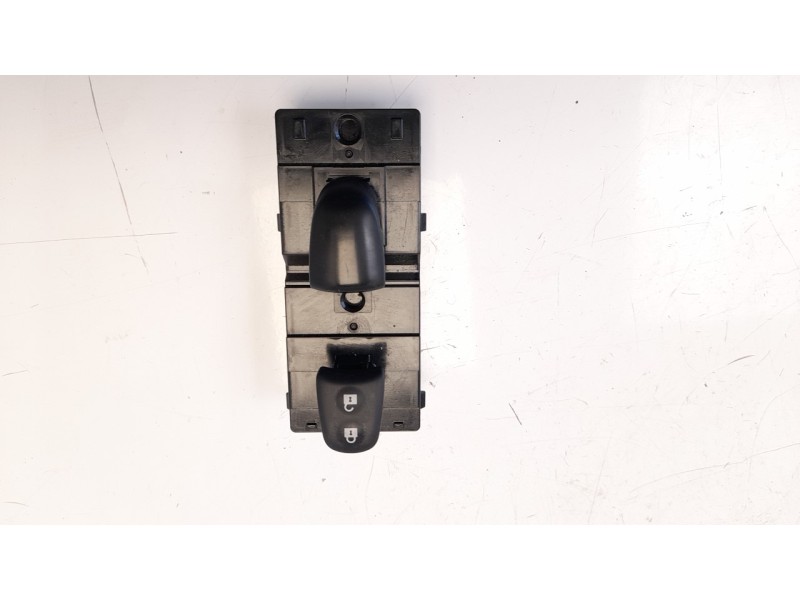 Recambio de mando elevalunas delantero derecho para nissan micra v (k14) 0.9 cat referencia OEM IAM 254114BA0A  