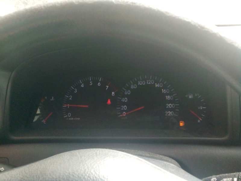 toyota corolla (e12) del año 2005