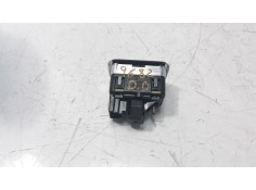 Recambio de mando elevalunas delantero derecho para mercedes-benz clase cla (w117) cla 180 (117.342) referencia OEM IAM A2049058 2