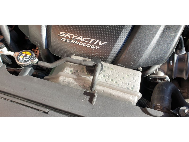 Recambio de deposito expansion para mazda cx-5 evolution 2wd referencia OEM IAM PE0115351A  