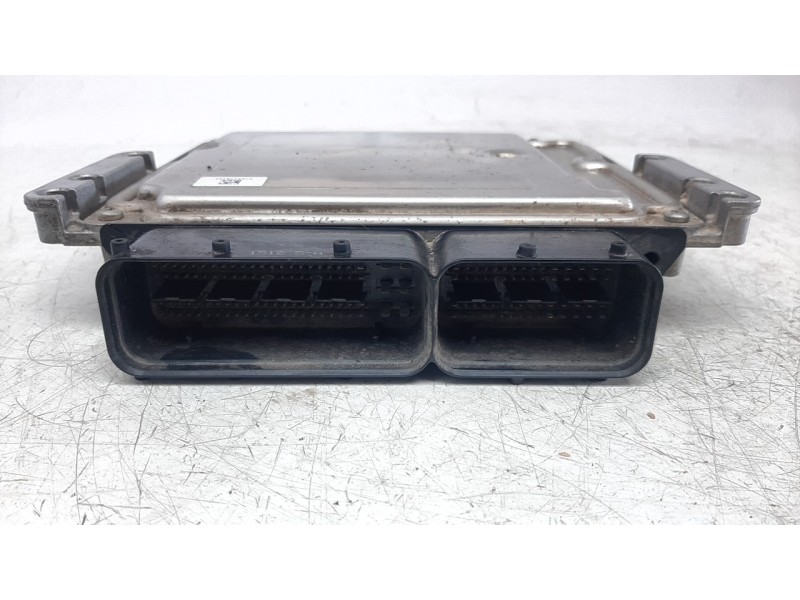 Recambio de centralita motor uce para jeep cherokee 2.0 m-jet cat referencia OEM IAM P05150681AB 1558970 