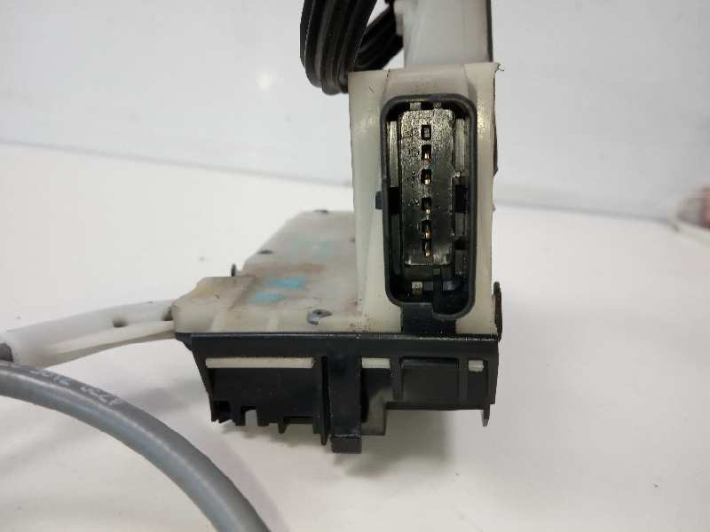 Recambio de cerradura puerta trasera derecha para citroen c4 lim. collection referencia OEM IAM 9685352080  