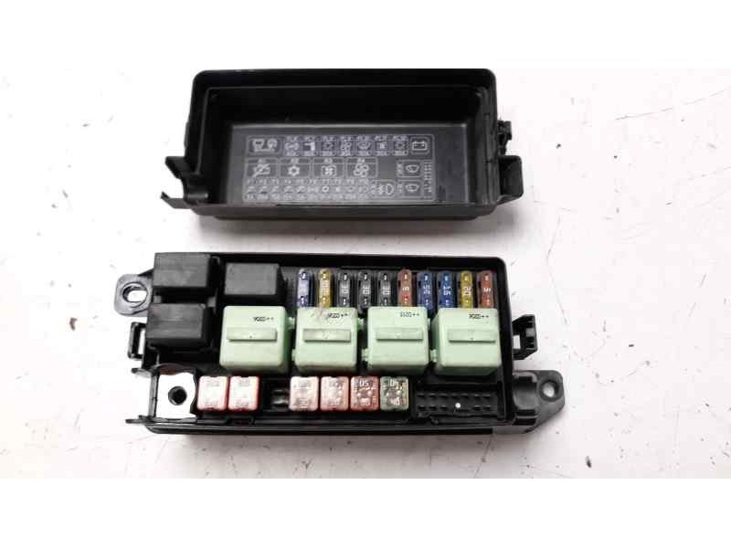 Recambio de caja reles / fusibles para mini mini (r50,r53) cooper referencia OEM IAM 185613050402  