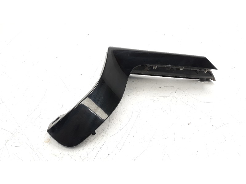 Recambio de moldura para kia niro referencia OEM IAM 87372G5000  