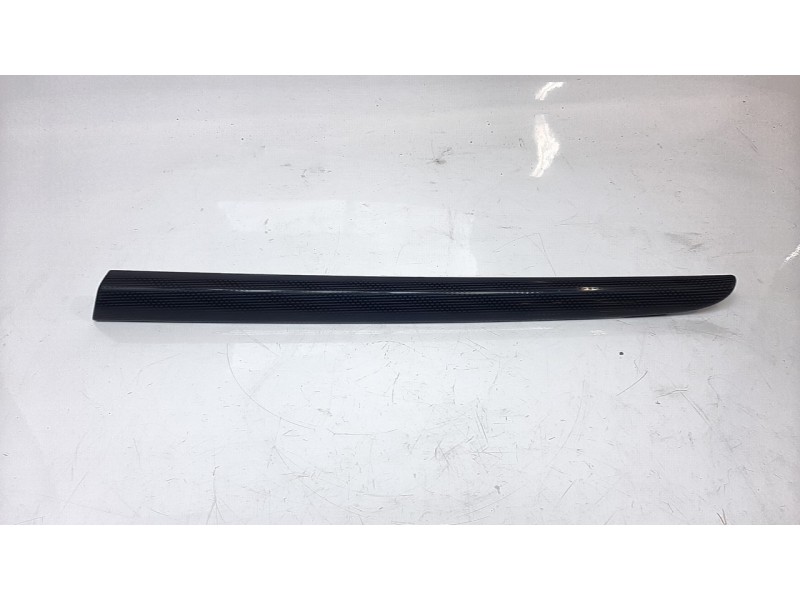 Recambio de moldura para mini clubman (f54) cooper d referencia OEM IAM 9305731  