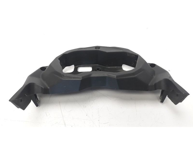 Recambio de moldura para benelli trk 502 trk 502 referencia OEM IAM 65315P160000  