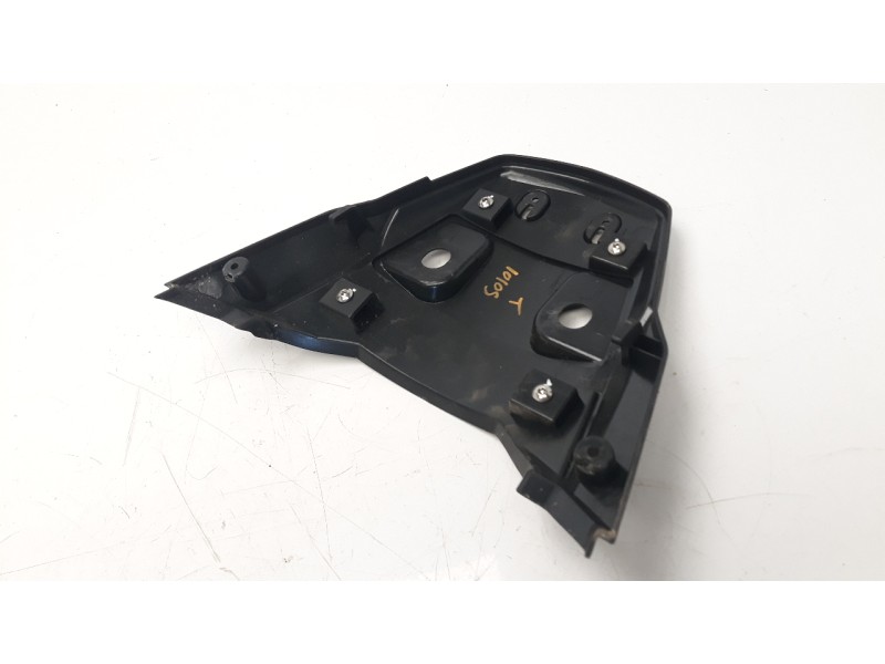 Recambio de moldura para benelli trk 502 trk 502 referencia OEM IAM 65806P160000  