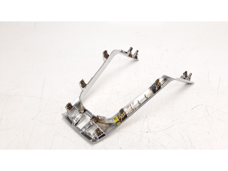 Recambio de moldura para opel antara 2.2 cdti cat (a 22 dm / lnq) referencia OEM IAM 20989977  