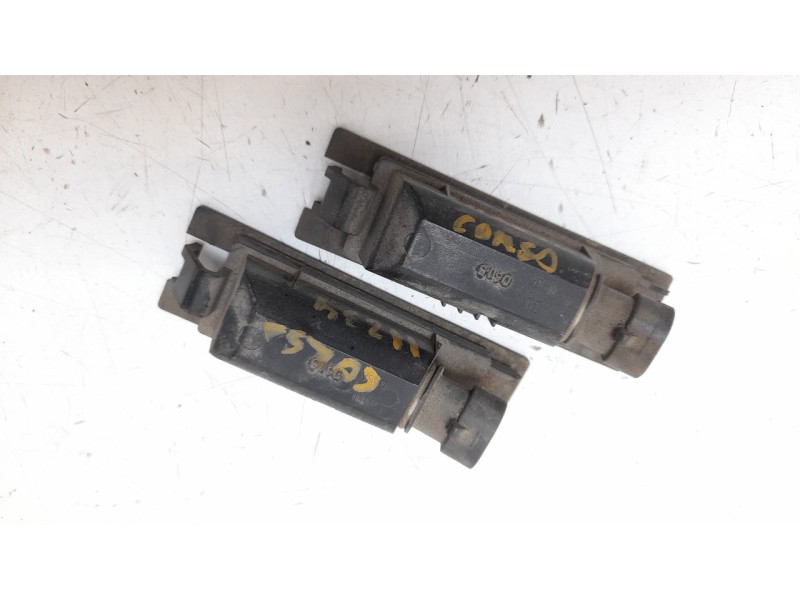 Recambio de piloto matricula para opel corsa e 1.4 referencia OEM IAM 13251936  