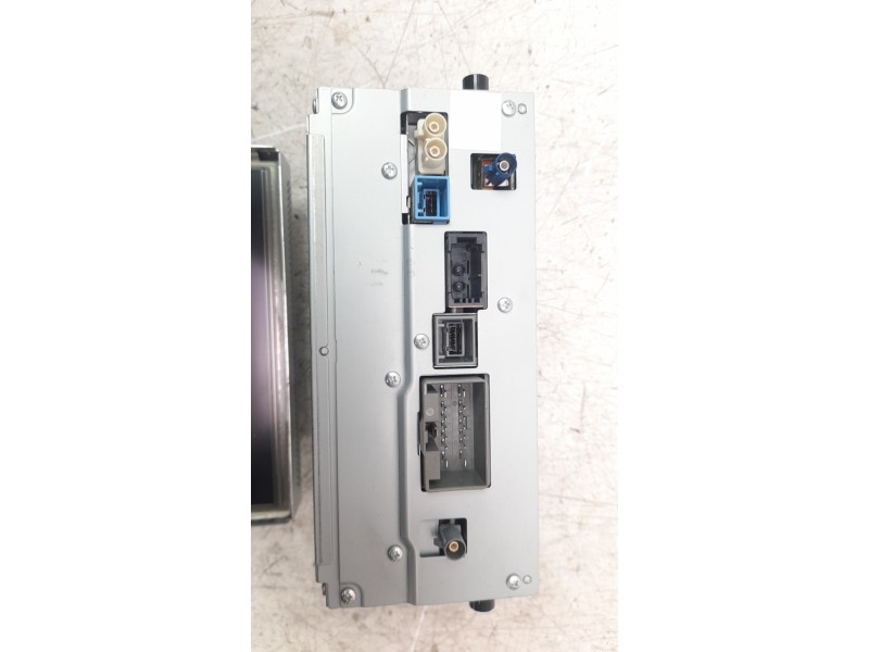 Recambio de sistema navegacion gps para land rover evoque 2.2 sd4 cat referencia OEM IAM BJ3214F667AF  