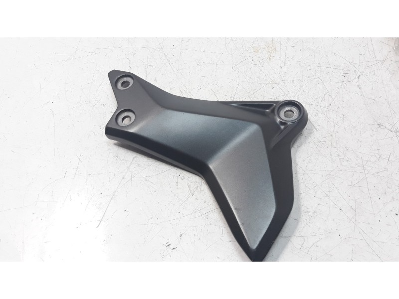 Recambio de moldura para yamaha yzf-r6 referencia OEM IAM BEB2746300  
