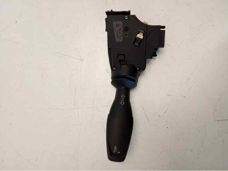 Recambio de mando intermitentes para ford fiesta (ccn) trend referencia OEM IAM 8A6T13335BC  