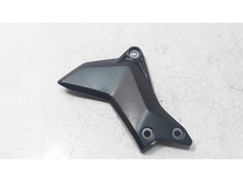 Recambio de moldura para yamaha yzf-r6 referencia OEM IAM BEB2745300  
