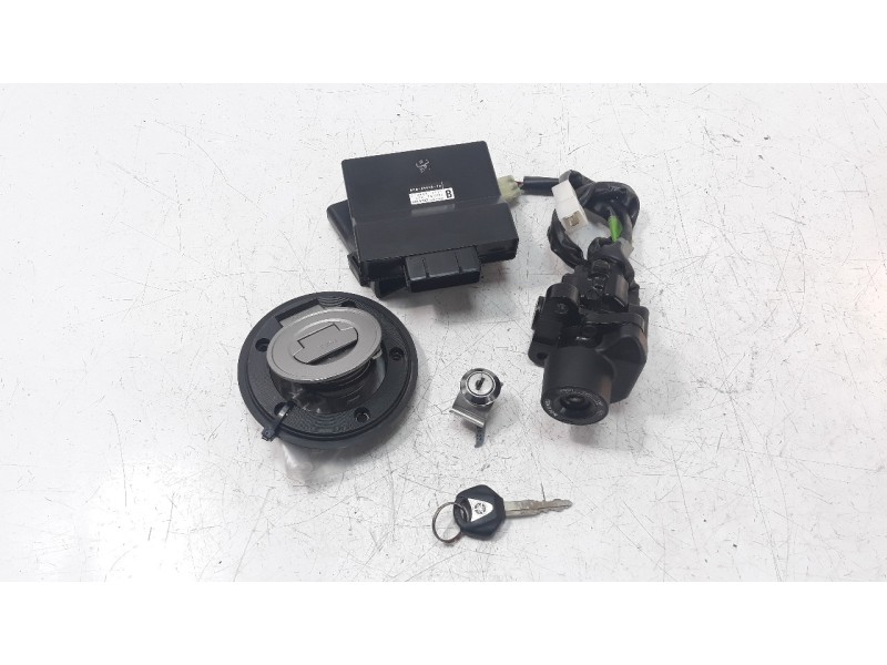 Recambio de conmutador de arranque para yamaha yzf-r6 referencia OEM IAM BJTW82501000  
