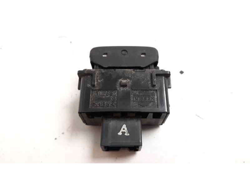 Recambio de interruptor para nissan x-trail (t31) le referencia OEM IAM 25145JG00A  