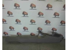 GUARNECIDO PUERTA TRASERA DERECHA 