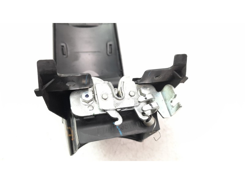 Recambio de tapa exterior combustible para yamaha x-max 125 referencia OEM IAM B74F838W00  