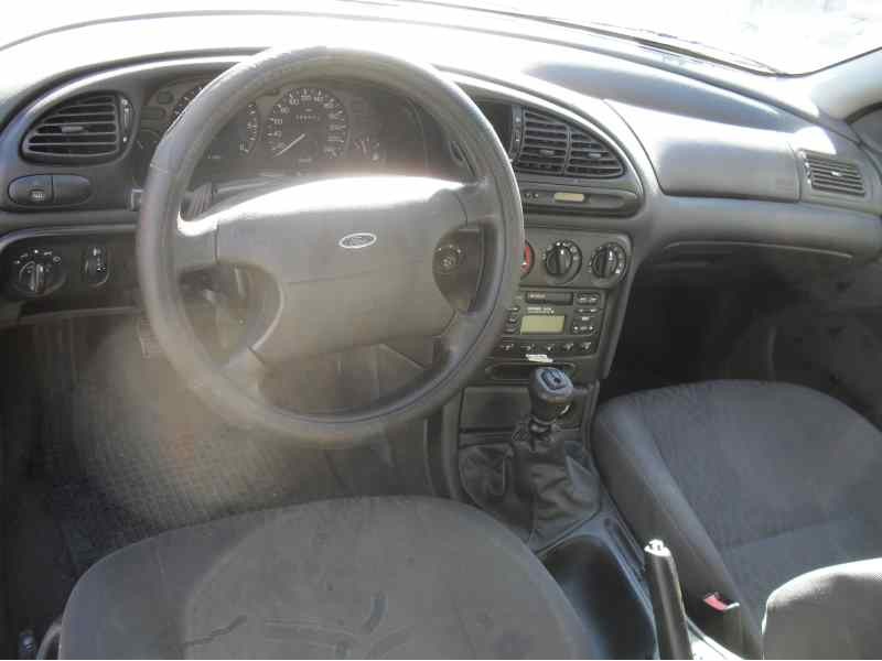 ford mondeo berlina (gd) del año 2000