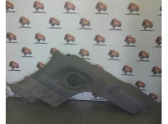 GUARNECIDO PUERTA TRASERA DERECHA 