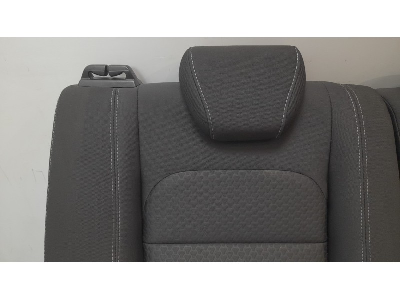 Recambio de asientos traseros para ford kuga st-line referencia OEM IAM GV41S63805FC  