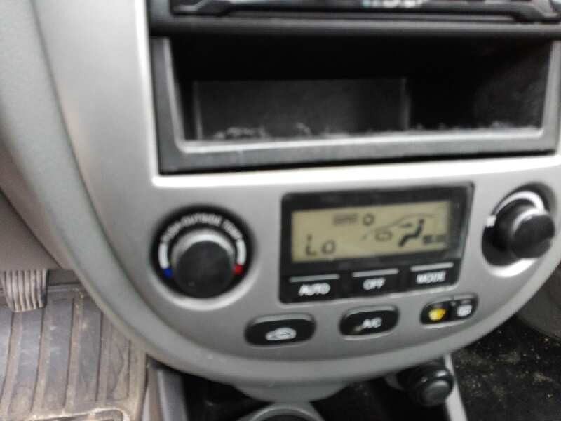 Recambio de mando climatizador para daewoo nubira berlina 1.6 cat referencia OEM IAM 96615415  