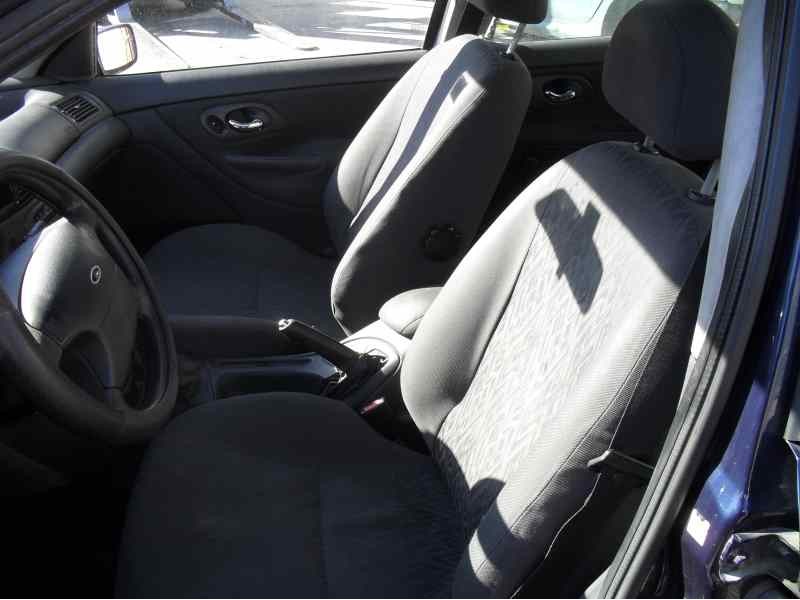 ford mondeo berlina (gd) del año 2000