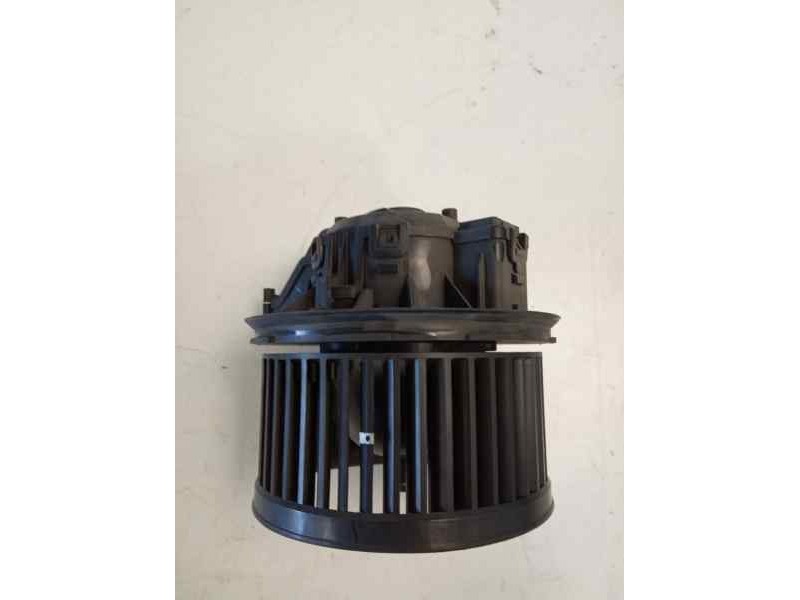 Recambio de ventilador calefaccion para ford fiesta (ccn) trend referencia OEM IAM VP8E2H18456AB  