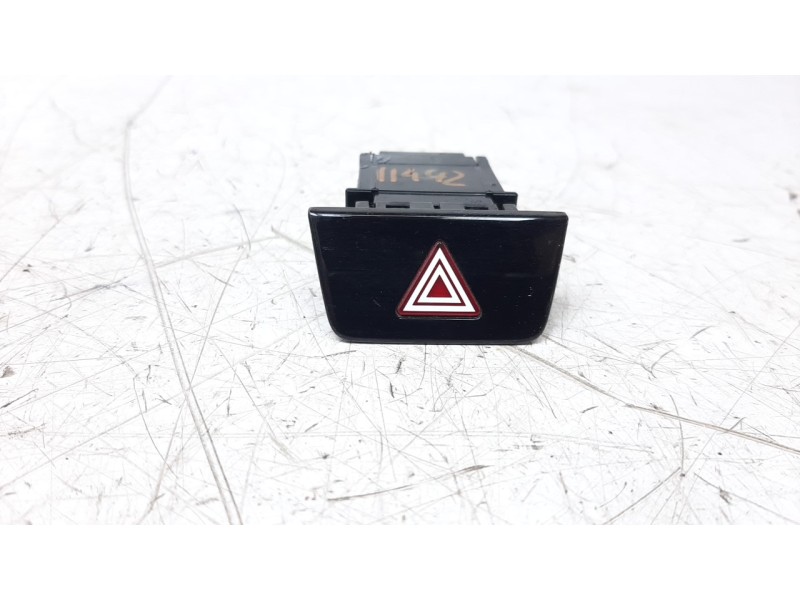 Recambio de warning para hyundai tucson referencia OEM IAM 93790N7000  