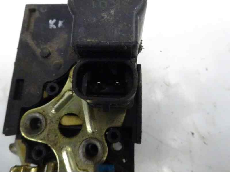 Recambio de cerradura puerta trasera derecha para daewoo nubira berlina 1.6 cat referencia OEM IAM   