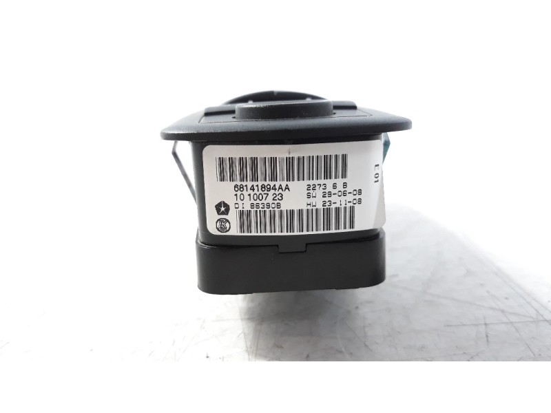 Recambio de mando elevalunas delantero izquierdo para jeep cherokee 2.0 m-jet cat referencia OEM IAM 68141894AA  
