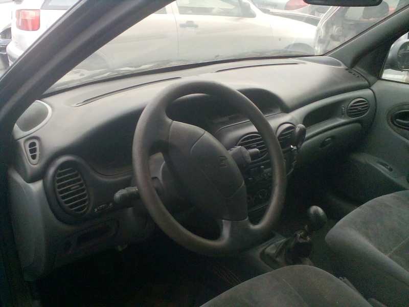 renault megane i classic (la0) del año 1998