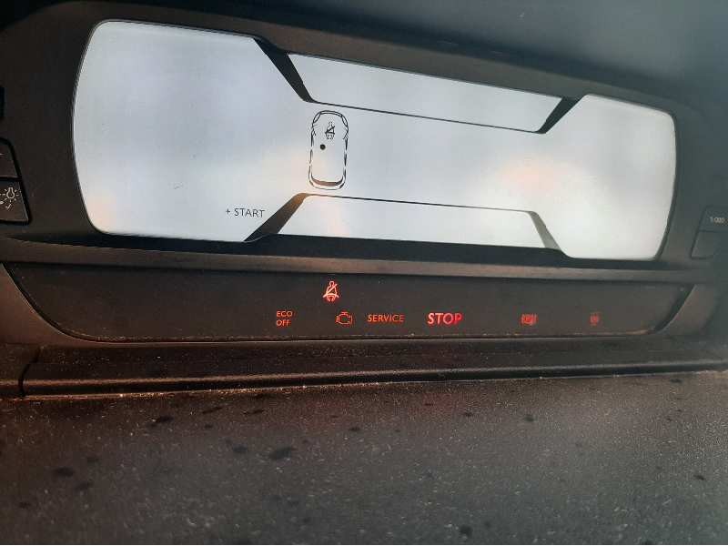 Recambio de cuadro instrumentos para citroen c4 picasso referencia OEM IAM 9811083780  